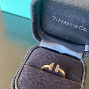 Tiffany & Co Tiffany T Wire Ring in 18k Gold